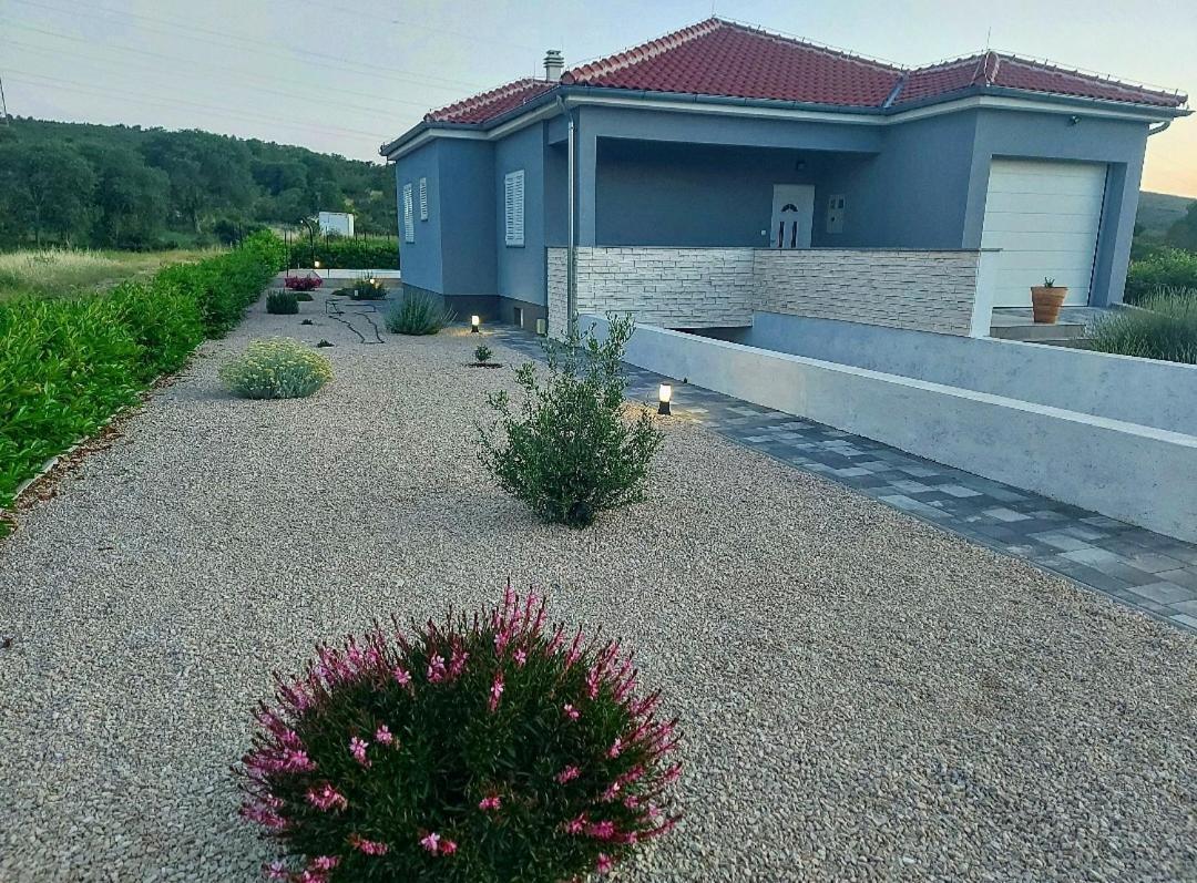Modern Guest House Rak With Beautiful Pool Sibenik Exterior photo